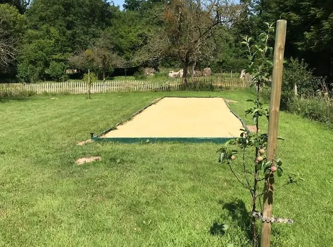 Le Coq Au En Suisse Normande Hébergement de vacances *