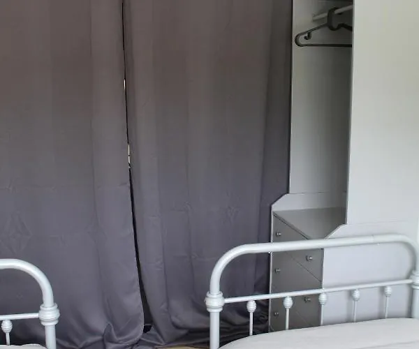 Le Coq Au En Suisse Normande *